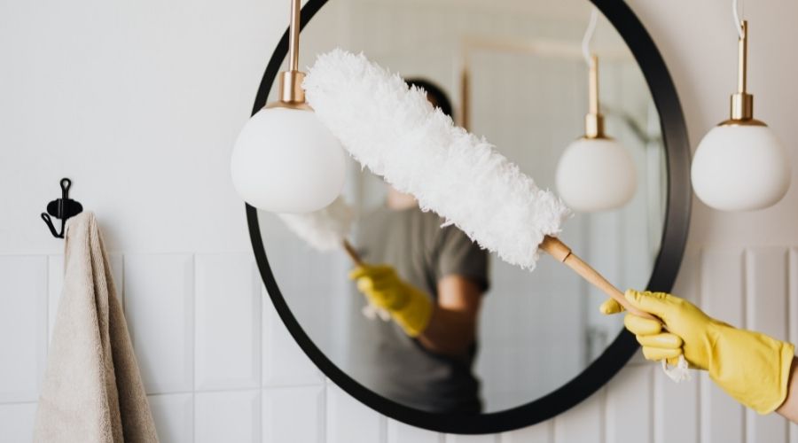 dusting